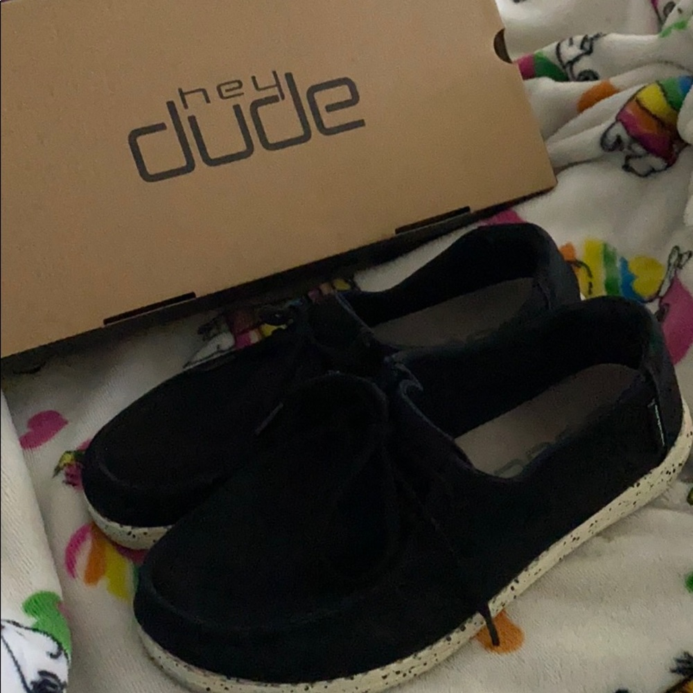 Women’s hey dude shoes